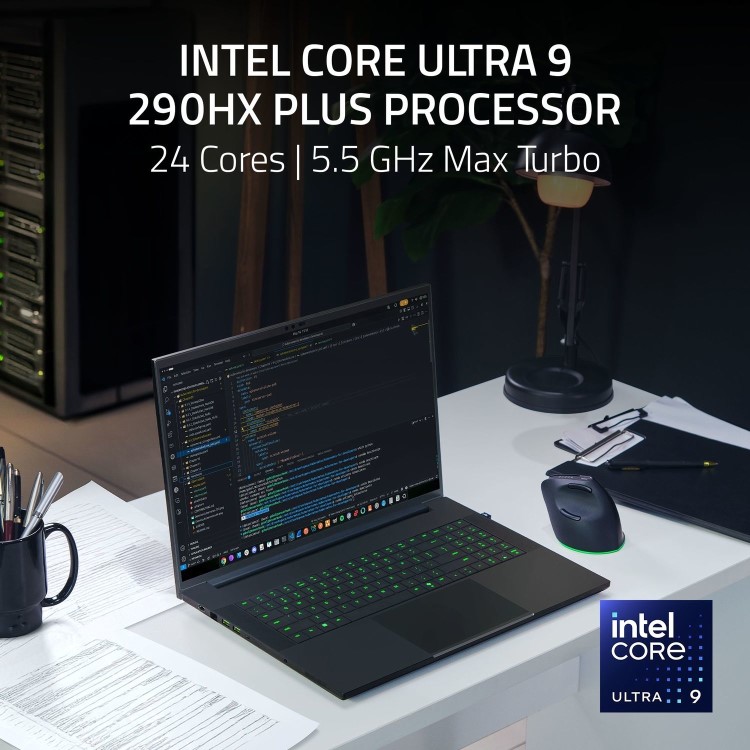 Razer Blade 18 Intel Core Ultra 9 64GB RAM 2TB SSD GeForce RTX 5090 240Hz 18 Inch Windows 11 Gaming Laptop