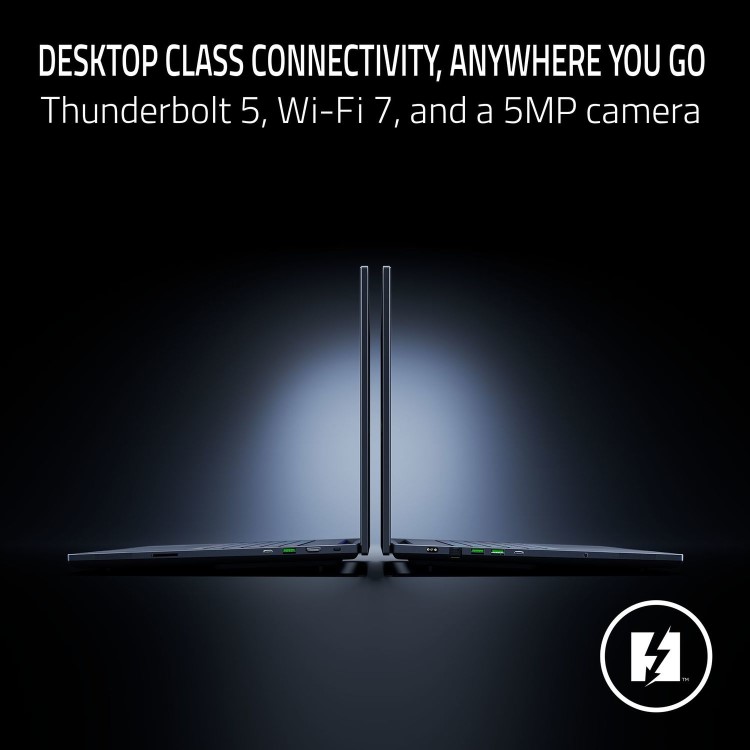 Razer Blade 18 Intel Core Ultra 9 64GB RAM 2TB SSD GeForce RTX 5090 240Hz 18 Inch Windows 11 Gaming Laptop