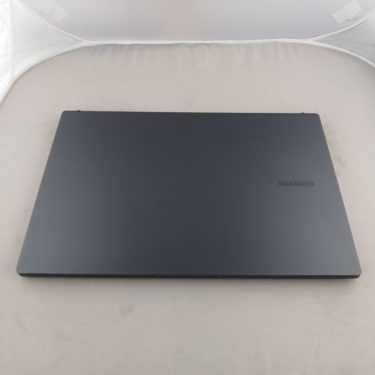Refurbished Samsung 750XFG Core i5-1335U 8GB RAM 256GB SSD 15.6 Inch Windows 11 Home Laptop