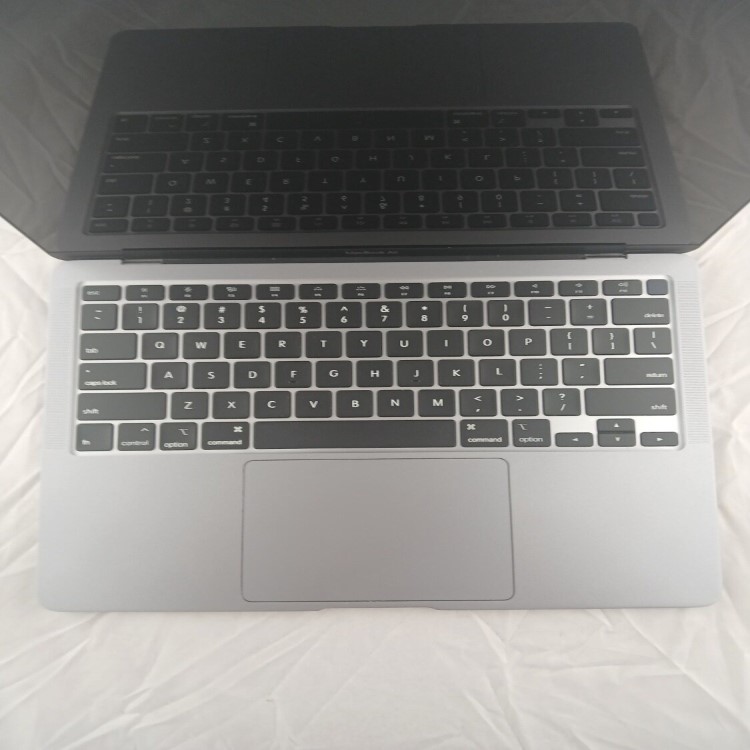 Refurbished Apple Macbook Air 13 Inch Core i3 8GB RAM 256GB SSD 2020 macOS Sequoia