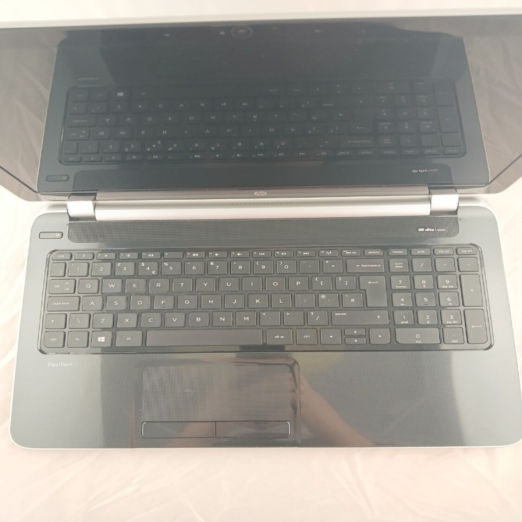 Refurbished HP Pavilion 15 AMD A8-4555M 8GB RAM 1TB HDD 15.3 Inch Windows 11 Laptop