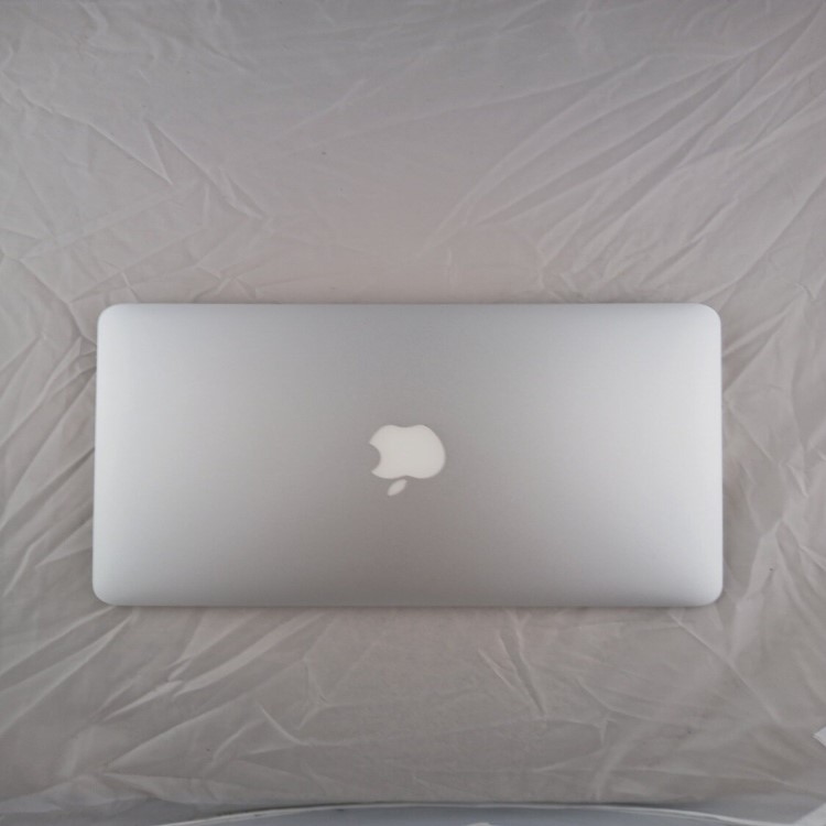 Refurbished Apple MacBook Air 11 Inch Core i5 4GB RAM 128GB SSD 2015 macOS Monterey