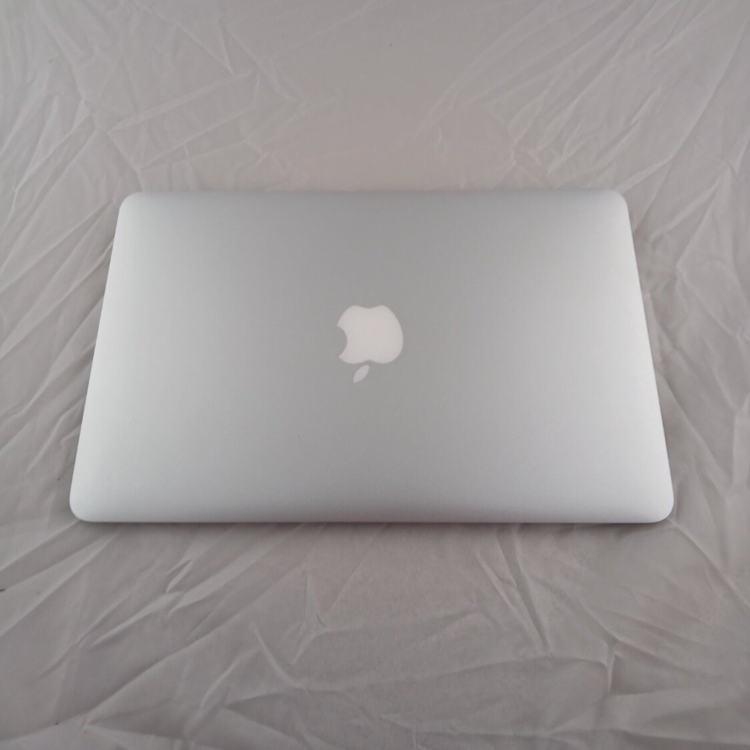 Refurbished Apple MacBook Air 11 Inch Core i5 8GB RAM 128GB SSD 2014 macOS Big Sur
