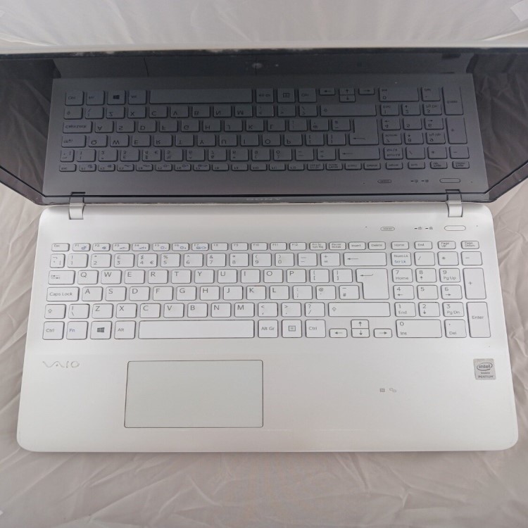 Refurbished Sony SVF1521A1EW Intel Pentium 987 4GB RAM 500GB HDD 15.3 Inch Windows 11 Laptop