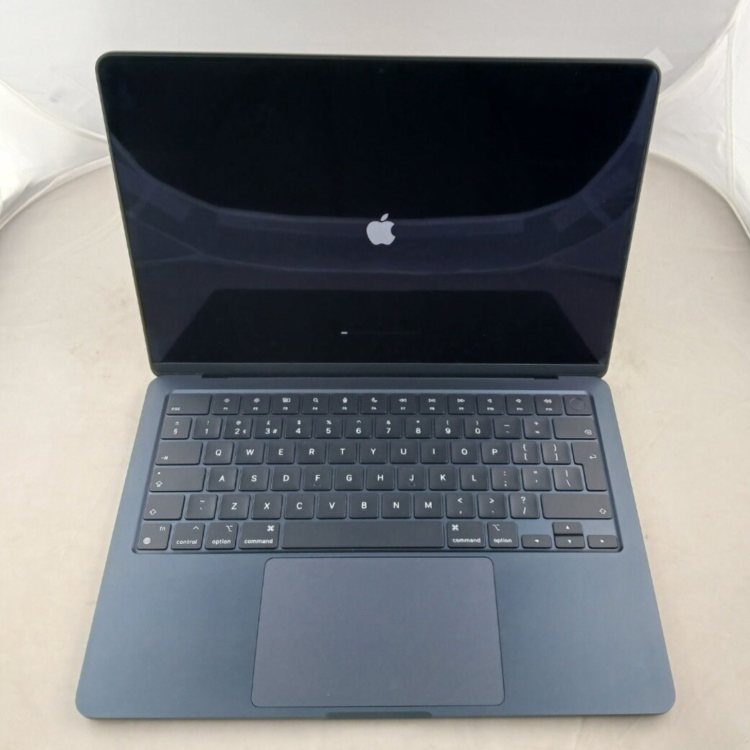 Refurbished Apple Macbook Air 13 Inch M2 8GB RAM 256GB SSD 2022 macOS Sequoia