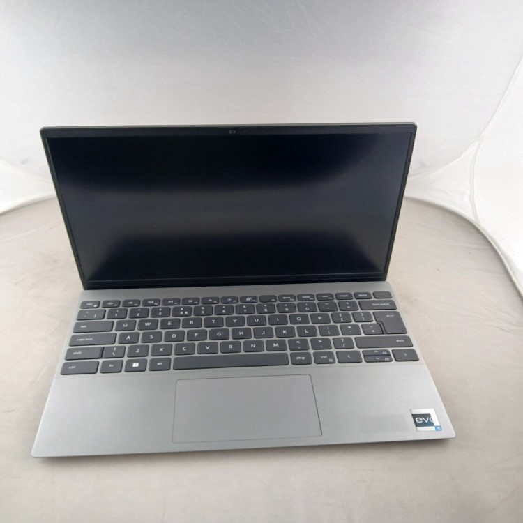 Refurbished Dell Vostro 5320 Core i5-1240P 8GB RAM 256GB SSD 13.3 Inch Windows 11 Home Laptop