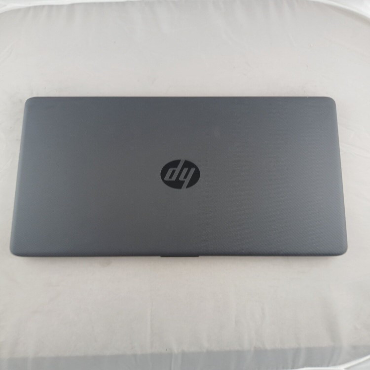 Refurbished HP 250 G8 Core i5-1035G1 8GB RAM 256GB SSD 15.6 Inch Windows 11 Home Laptop