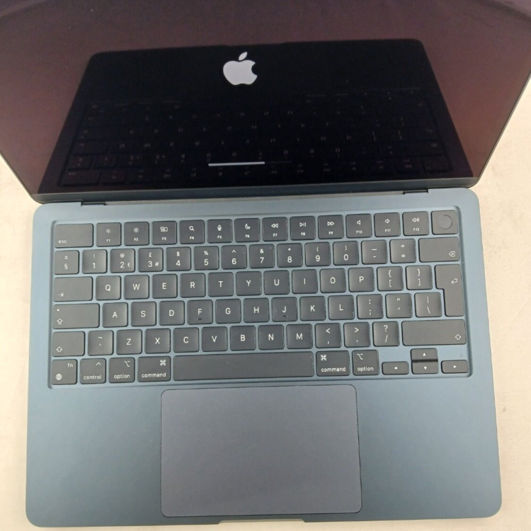 Refurbished Apple Macbook Air 13 Inch M3 16GB RAM 512GB SSD 2024 macOS Sequoia
