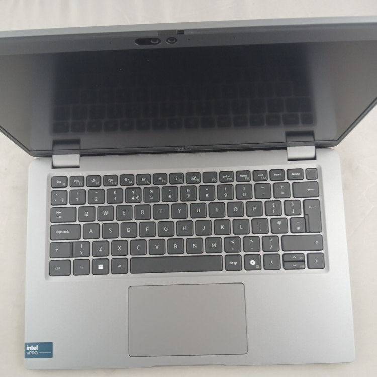 Refurbished Dell Latitude 5450 Core Ultra 7 165U 32GB RAM 512GB SSD 14 Inch Windows 11 Home Laptop