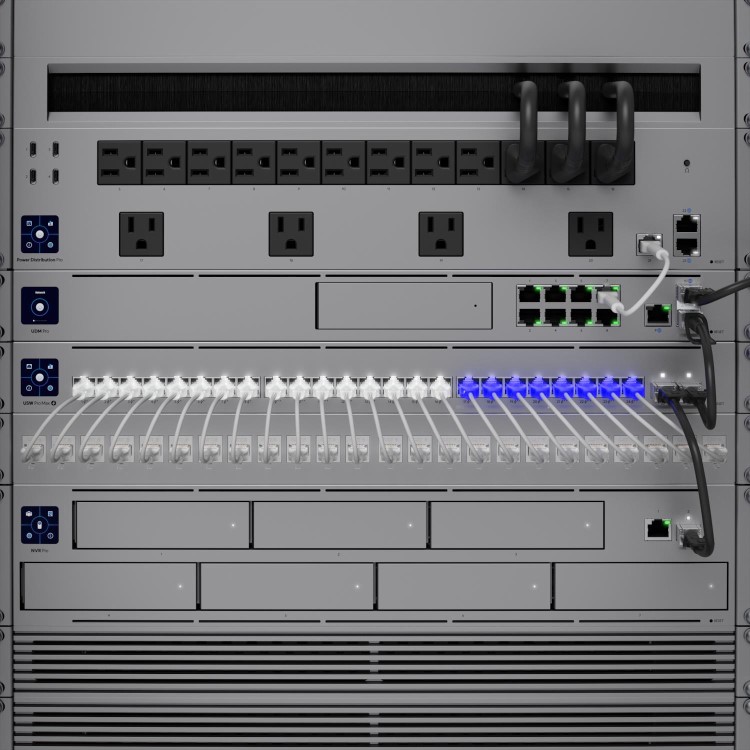 Ubiquiti USW-Pro-Max-24-PoE 24-Port PoE Rack-mountable Managed Switch